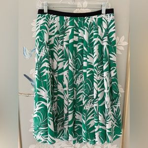Talbots Green and White Floral Skirt